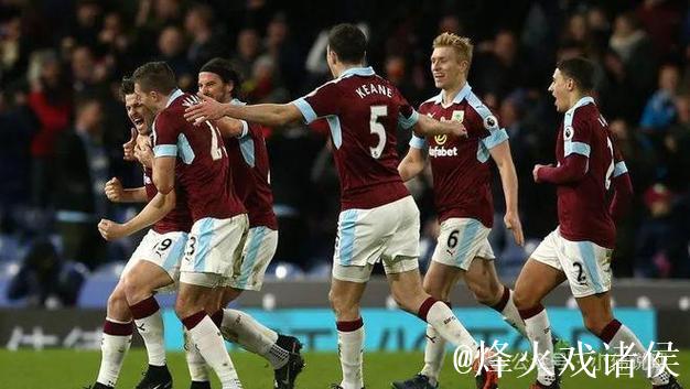 切尔西0-0伯恩茅斯!英超3轮不胜仅拿2分 加纳乔中柱 9号锋霸伤退 切尔西0-0伯恩茅斯!英超3轮不胜仅拿2分 加纳乔中柱 9号锋霸伤退